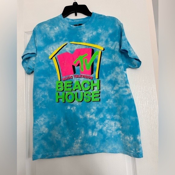 MTV Tops - MTV Tee Shirt Size M